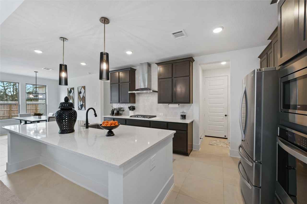 23685 Silver Palm Trail #23685 - Photo 3 of 36