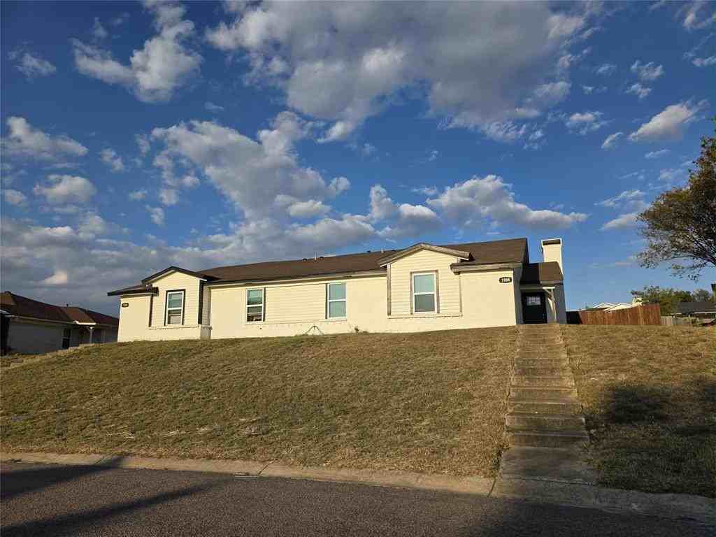 7204 Vista Cliff Drive #7204 - Photo 5 of 14