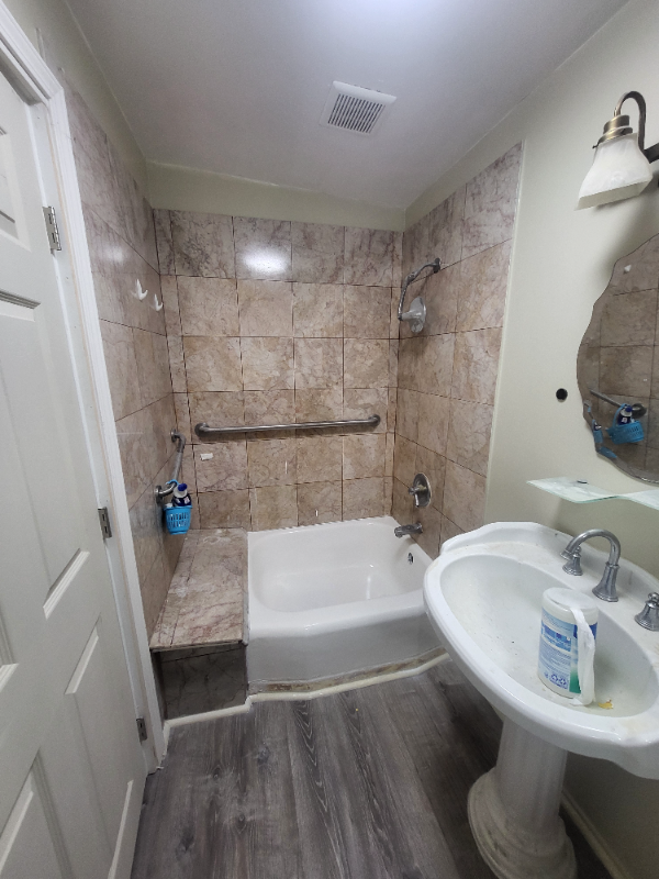 920 2nd Street #A - Photo 2 of 7