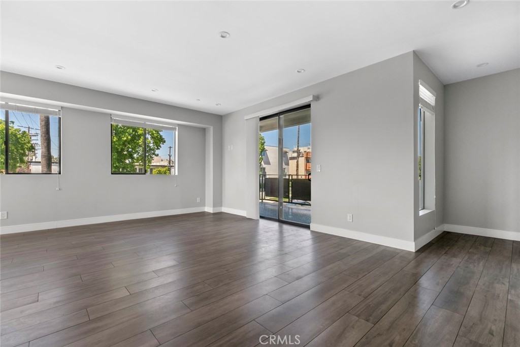 14436 1/2 Tiara St #14436 - Photo 7 of 27