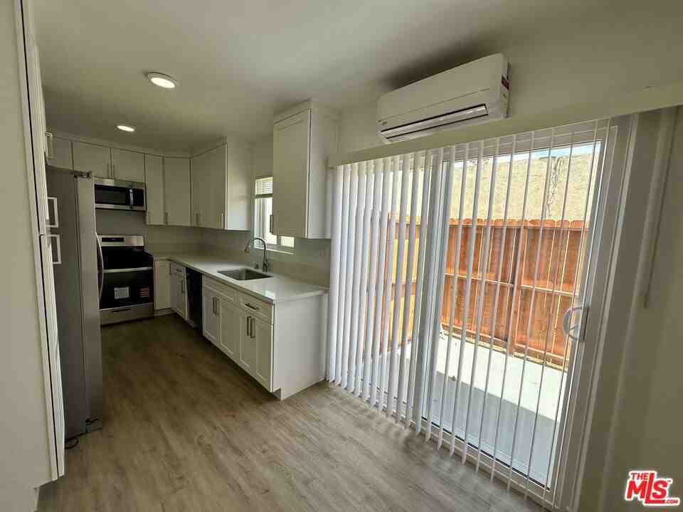 7314 Variel Avenue #7314-12 - Photo 4 of 8