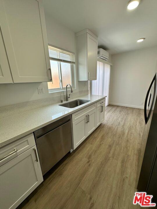 7314 Variel Avenue #7314-12 - Photo 6 of 8