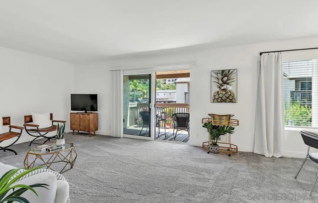 8515 Villa La Jolla Drive #8515C