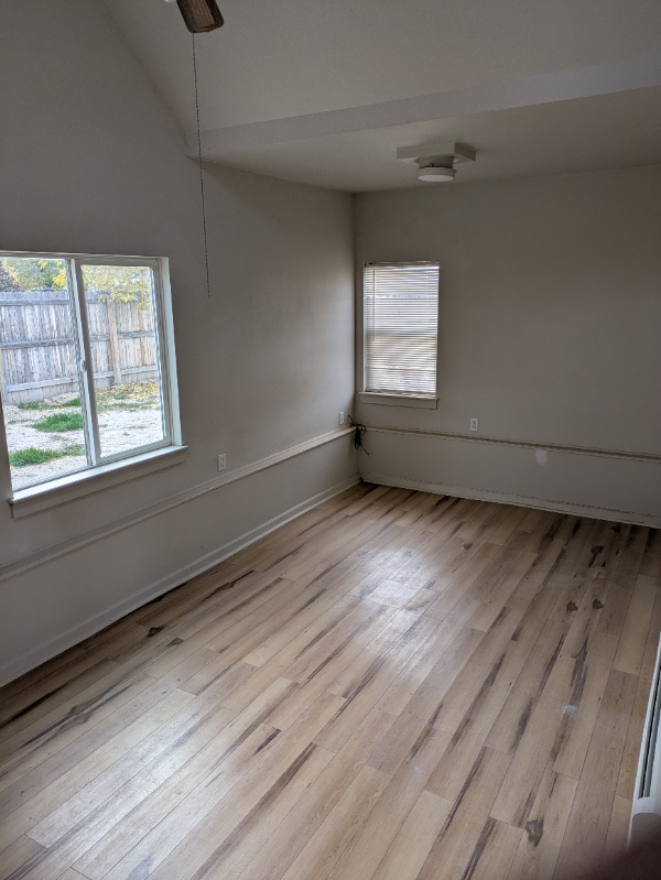 1739 N 16th St - Photo 4 of 18