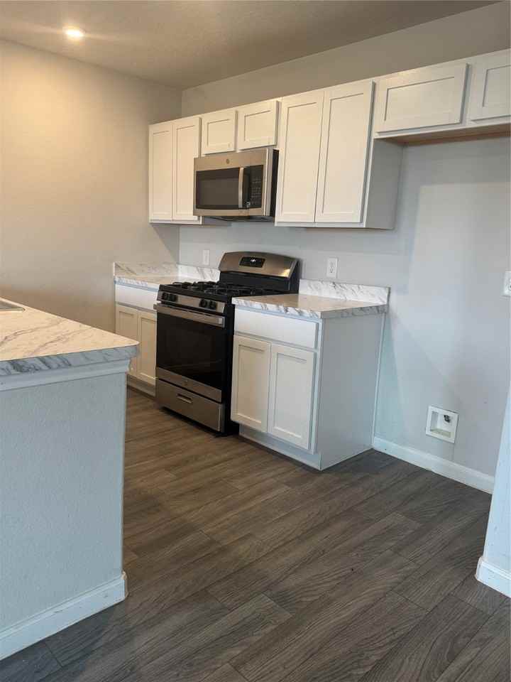 68 68 Road 51026 Cleveland Tx 77327 #68 - Photo 3 of 41