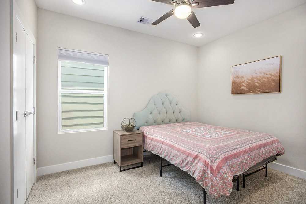 5518 Rosslyn Road #5518