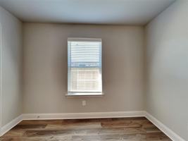 featured image of 2025 Wyldewood Way #2025