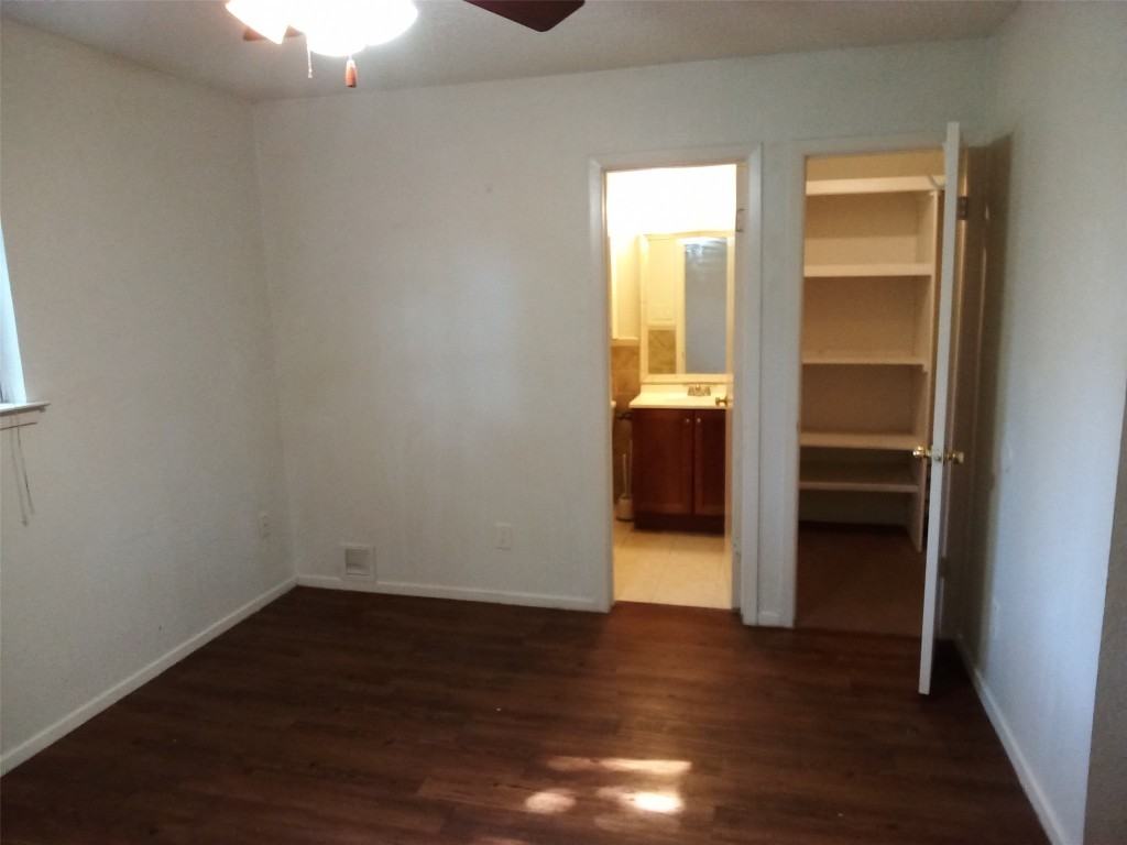 907B Sirocco Dr #907 - Photo 3 of 18