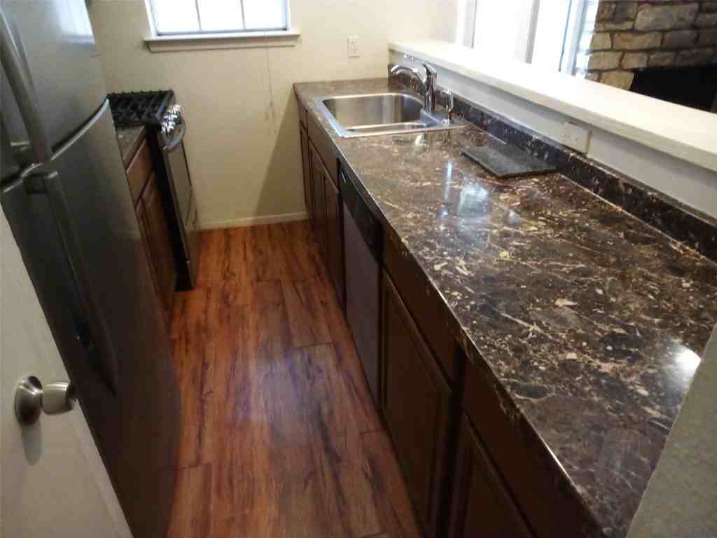 907B Sirocco Dr #907 - Photo 7 of 18