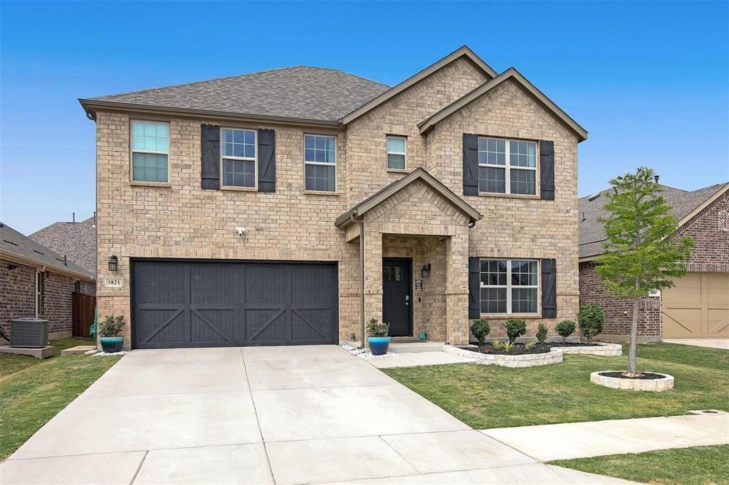 5821 Rostherne Avenue #5821 - Photo 2 of 21