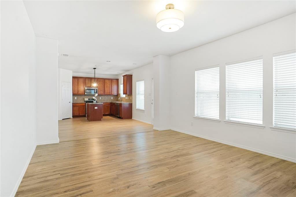 3752 Jade Street #3752 - Photo 3 of 34