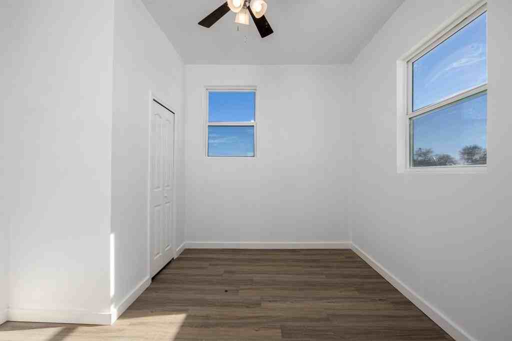 147 Western Lake Dr #147 - Photo 2 of 26