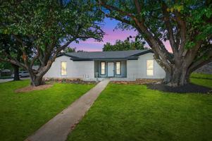 featured image of 1401 La Salle Drive #1401