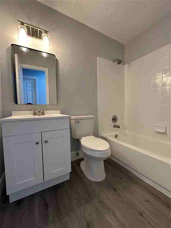 3915 Anthony Lane #3915 - Photo 3 of 31