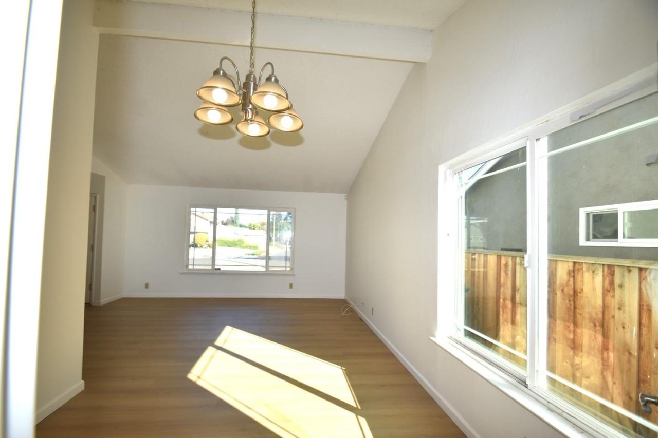 4407 Jonquil Dr #4407 - Photo 2 of 19