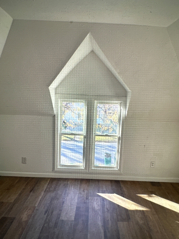 1428 Story St - Photo 4 of 19