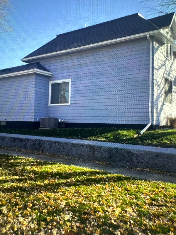 1428 Story St - Photo 6 of 19