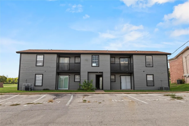 1625 Mary K Ln #1627 - Photo 3 of 12