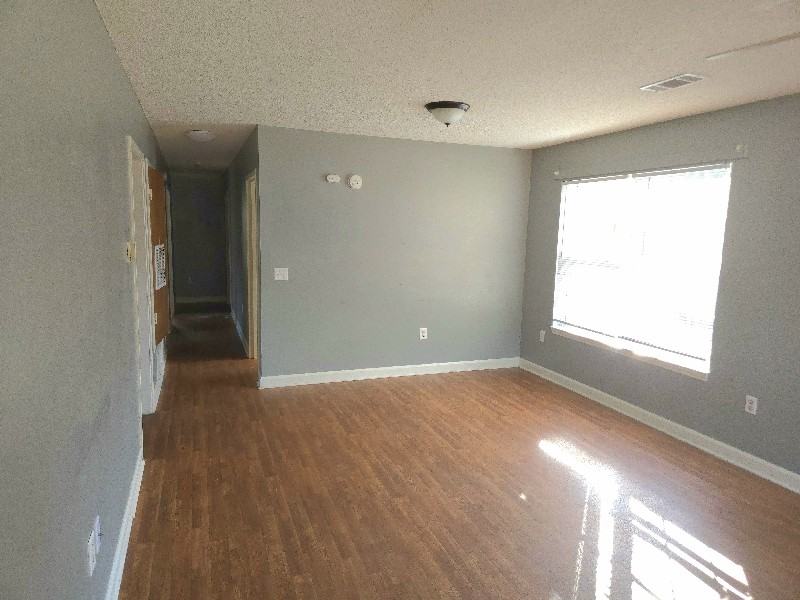 3669 Earl St - Photo 3 of 8