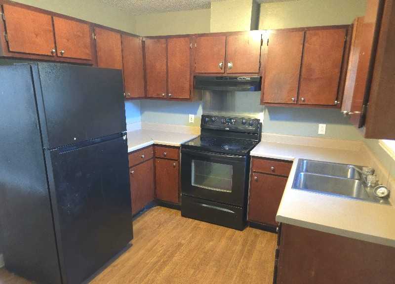 3669 Earl St - Photo 4 of 8