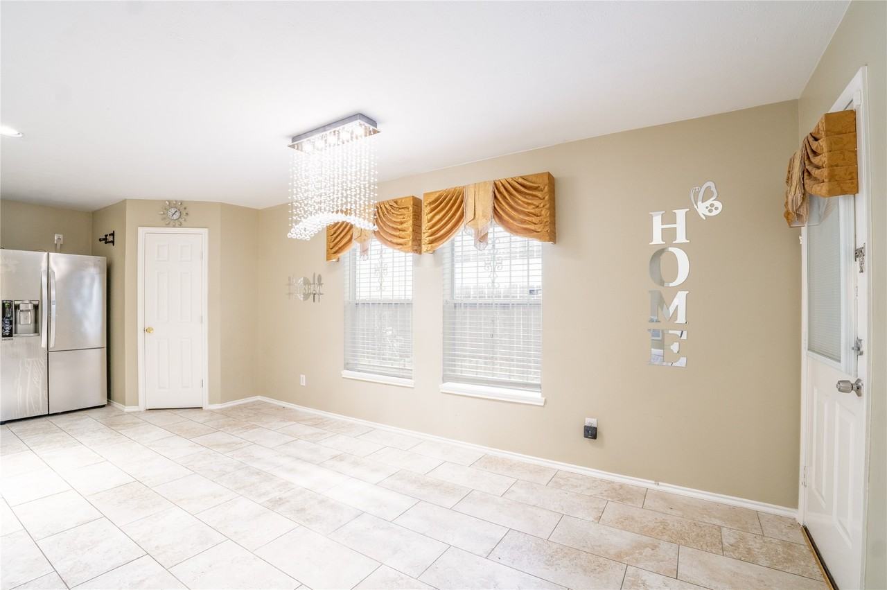 12819 Wisteria Park Drive #12819 - Photo 7 of 21