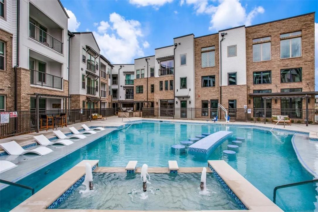 950 Town Lake Dr #950-7207 - Photo 6 of 20