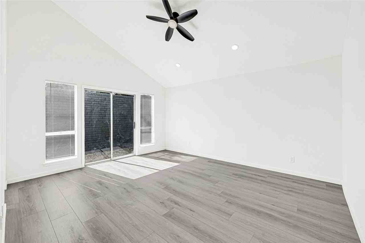 14823 Elmont Dr #14823 - Photo 3 of 29