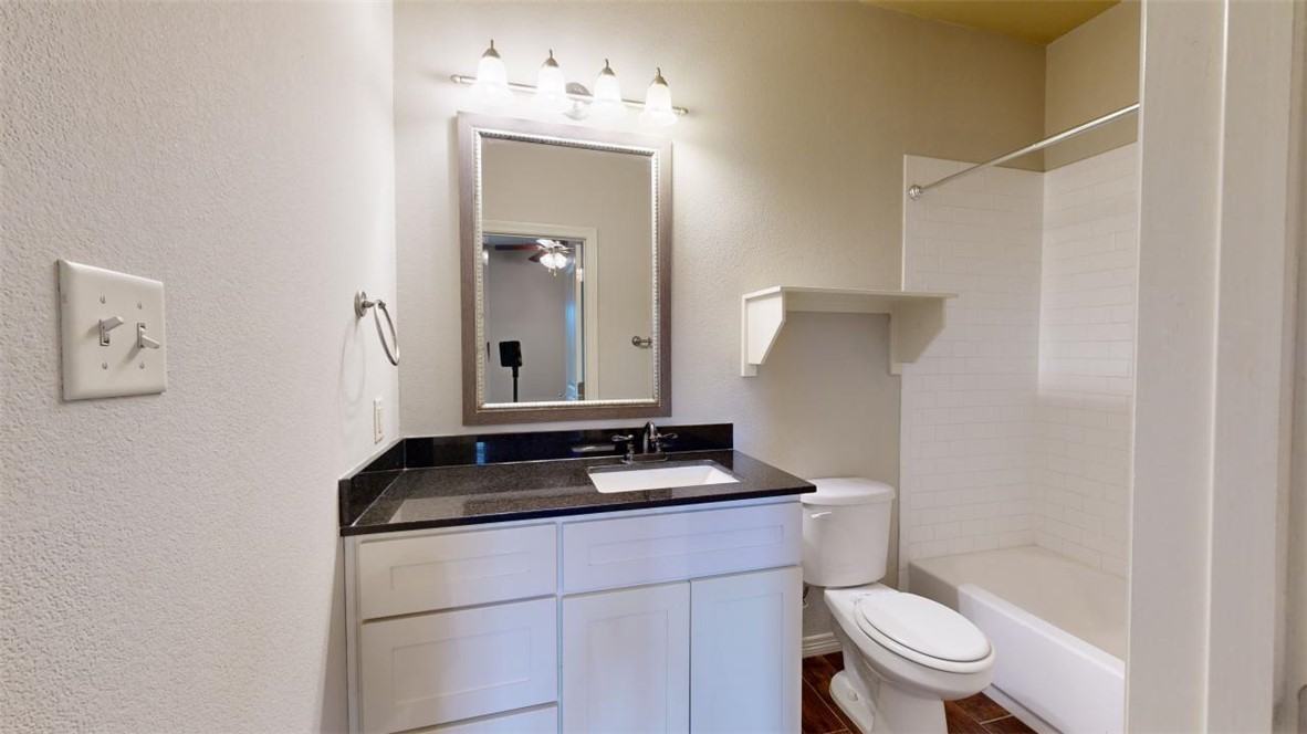 102 Richards St #102 - Photo 3 of 41