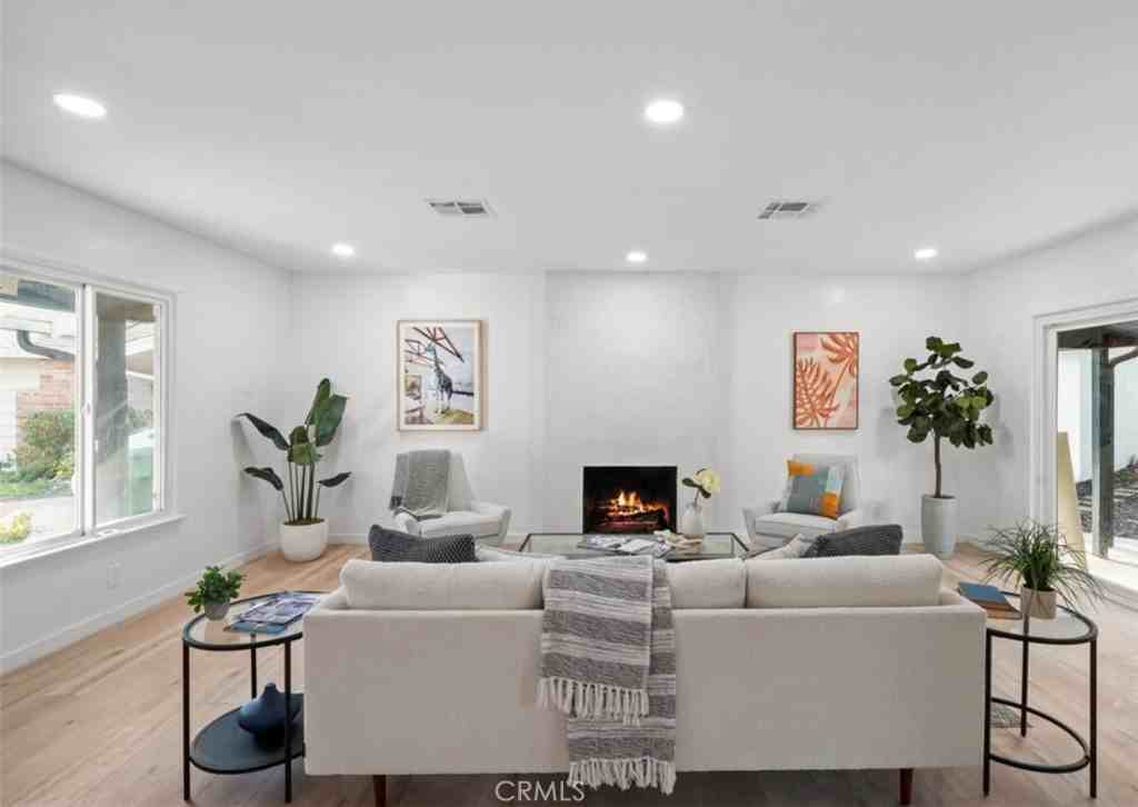 15040 Broadmoor Street #15040 - Photo 3 of 11