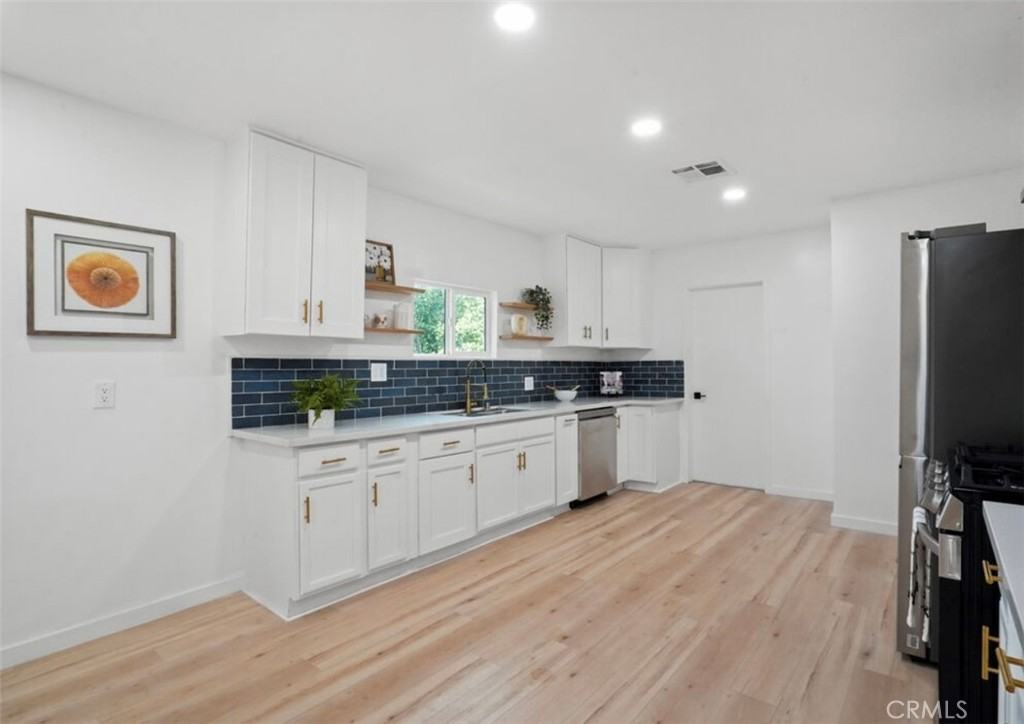 15040 Broadmoor Street #15040 - Photo 6 of 11