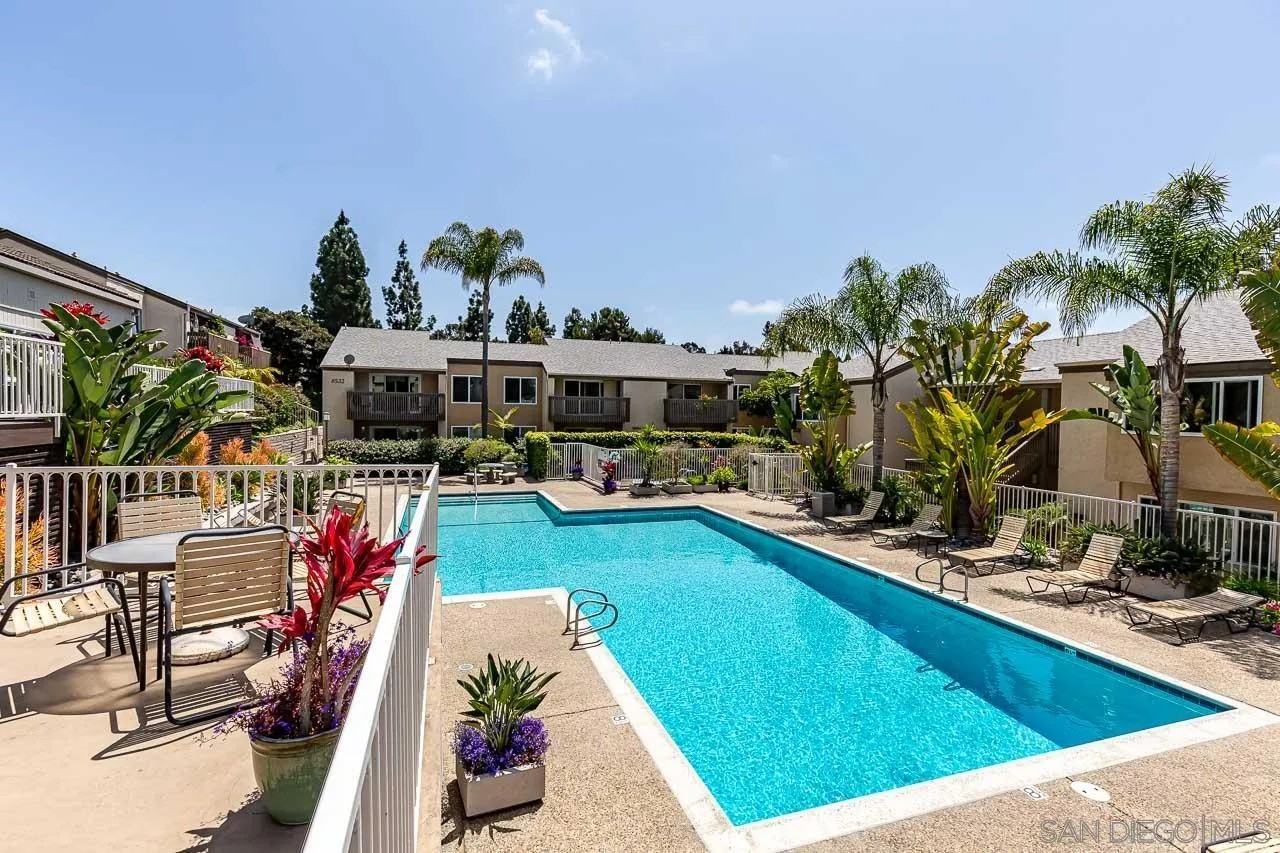 8628 Via Mallorca #8628C - Photo 6 of 17