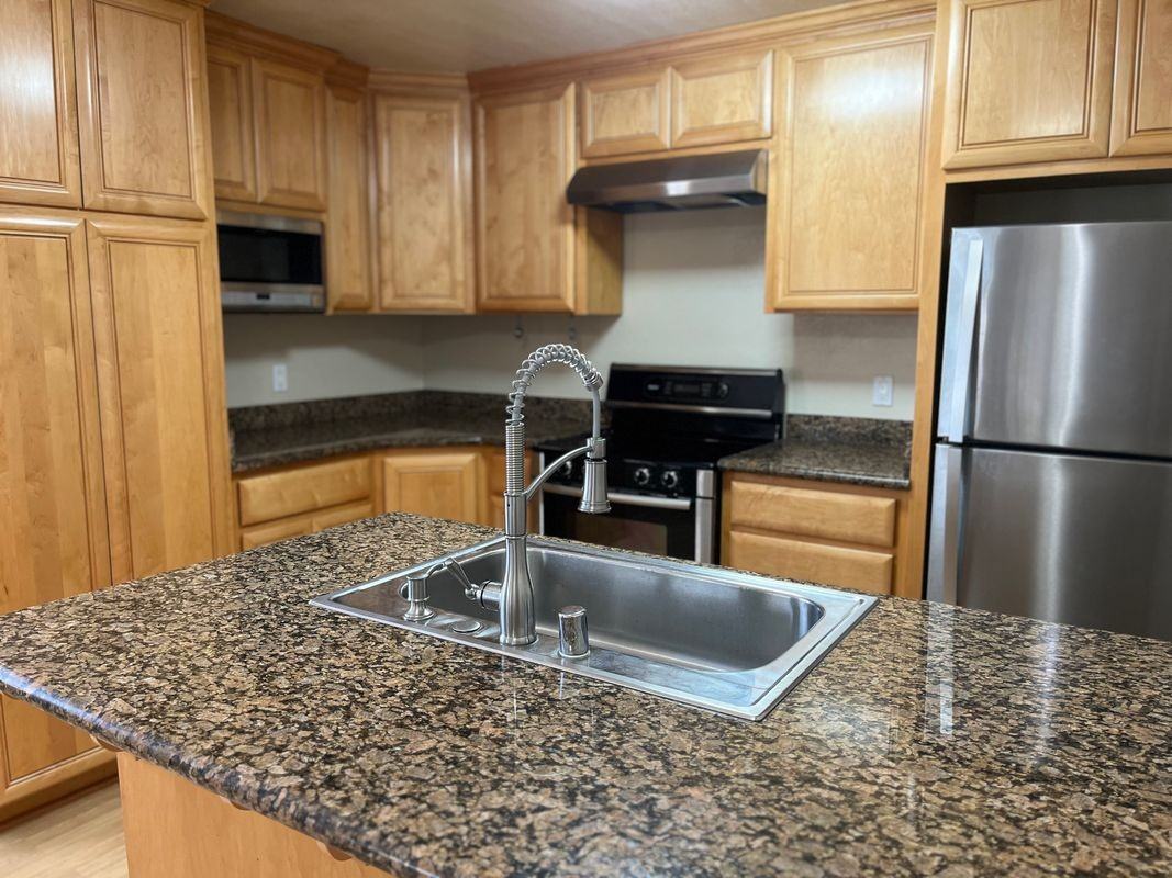 5489 Judith St - Photo 6 of 16