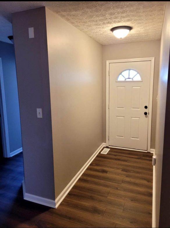 900 River Bend Street - Photo 4 of 18