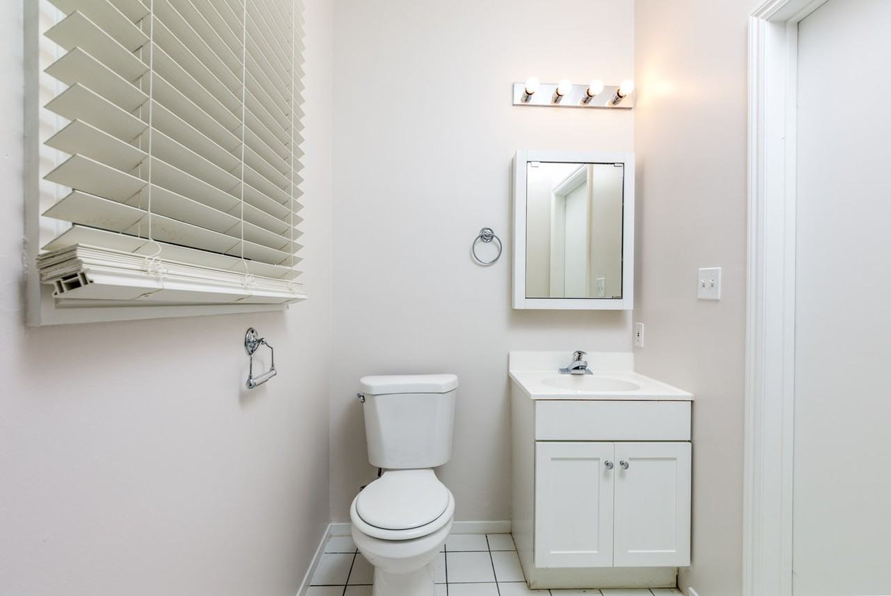 1234 Jones - Photo 2 of 28