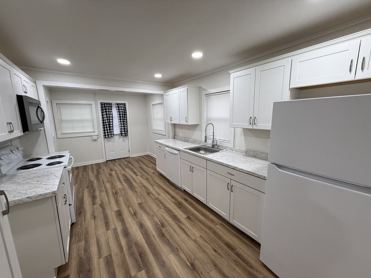 110 Small Street #NA - Photo 2 of 12