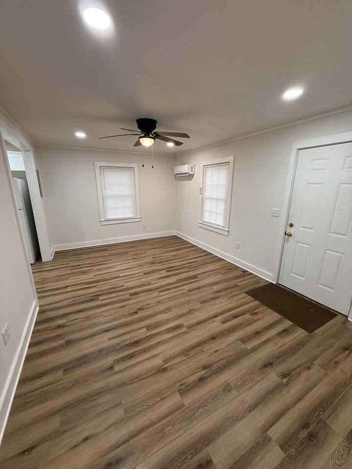 110 Small Street #NA - Photo 5 of 12