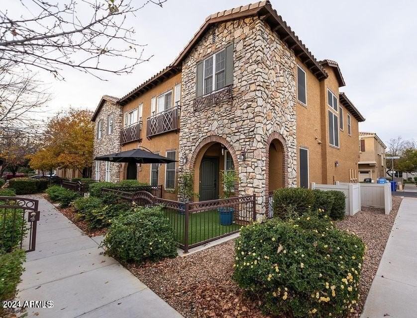 4757 Waterman Street #103