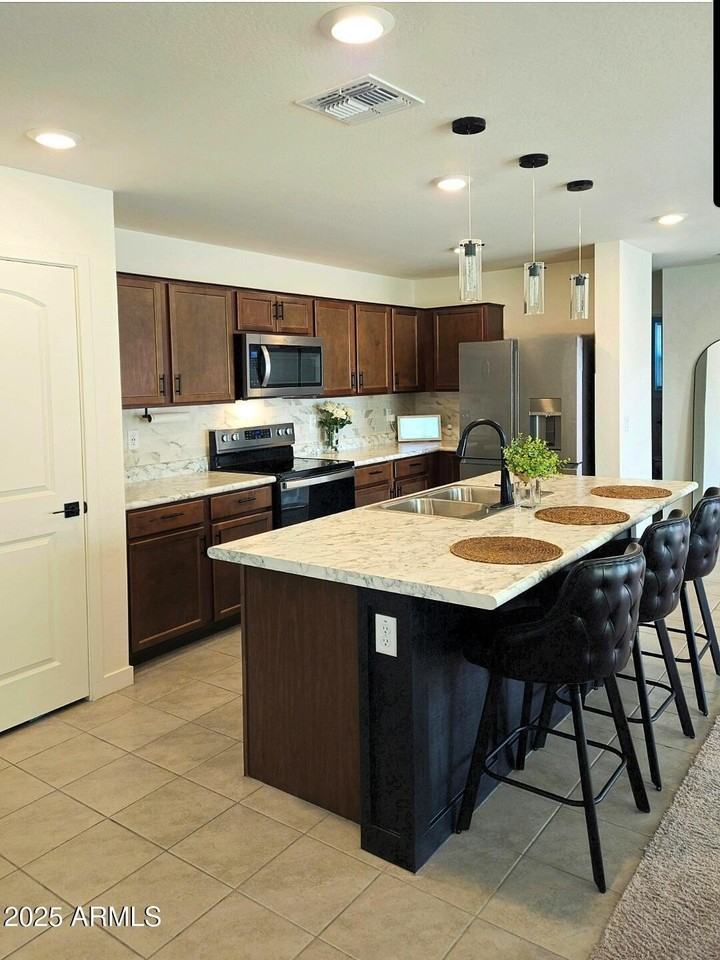 18141 W Yavapai St - Photo 3 of 12