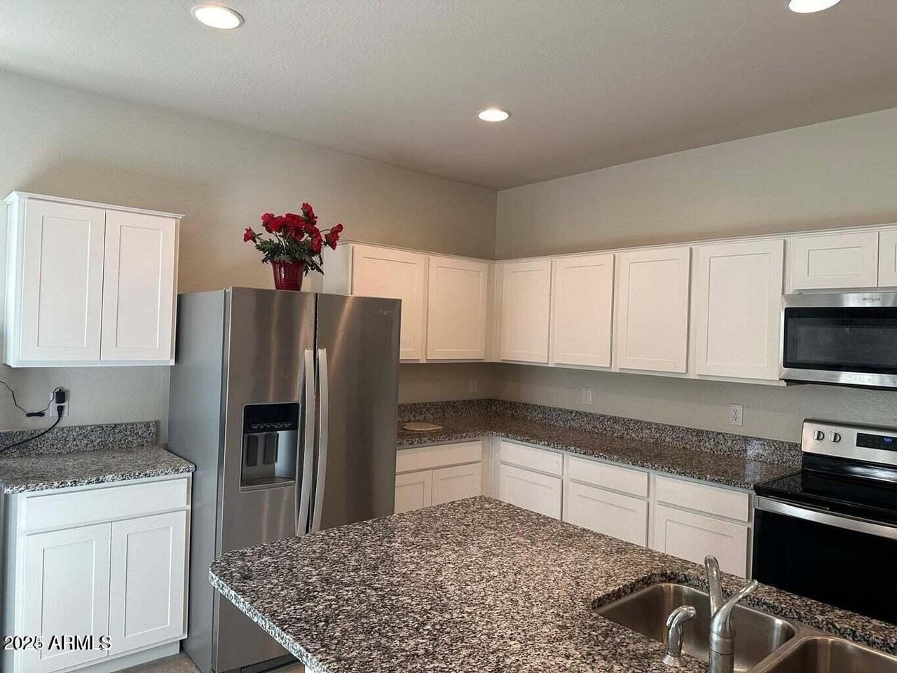 7811 W Riverside Ave - Photo 6 of 28