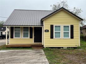 216 Hugh Street - Photo 1 of 1