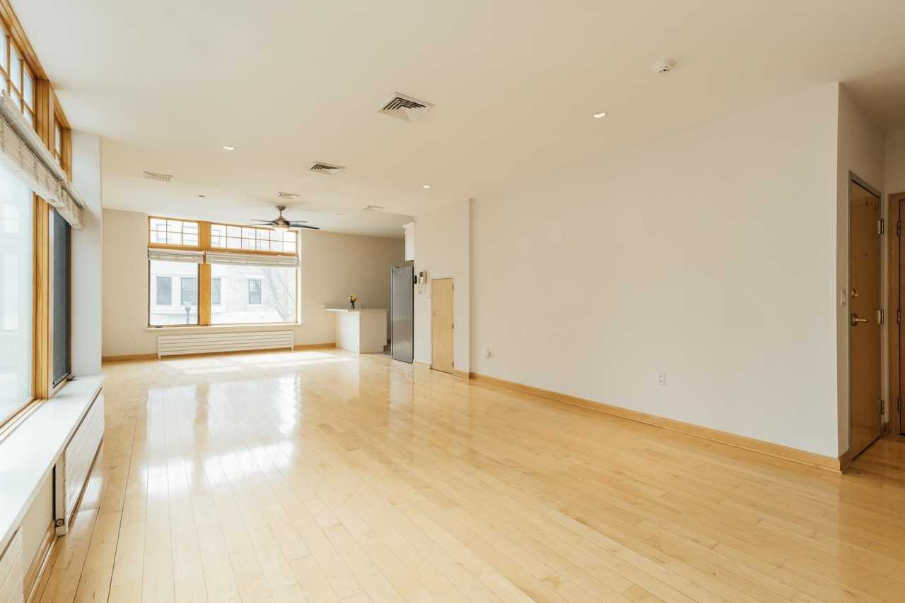 30 Park Ave #2 - Photo 3 of 34