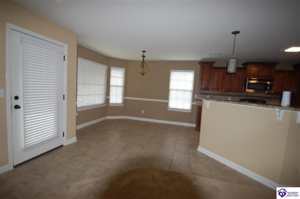 101 Vineland Parkway Dr - Photo 7 of 21