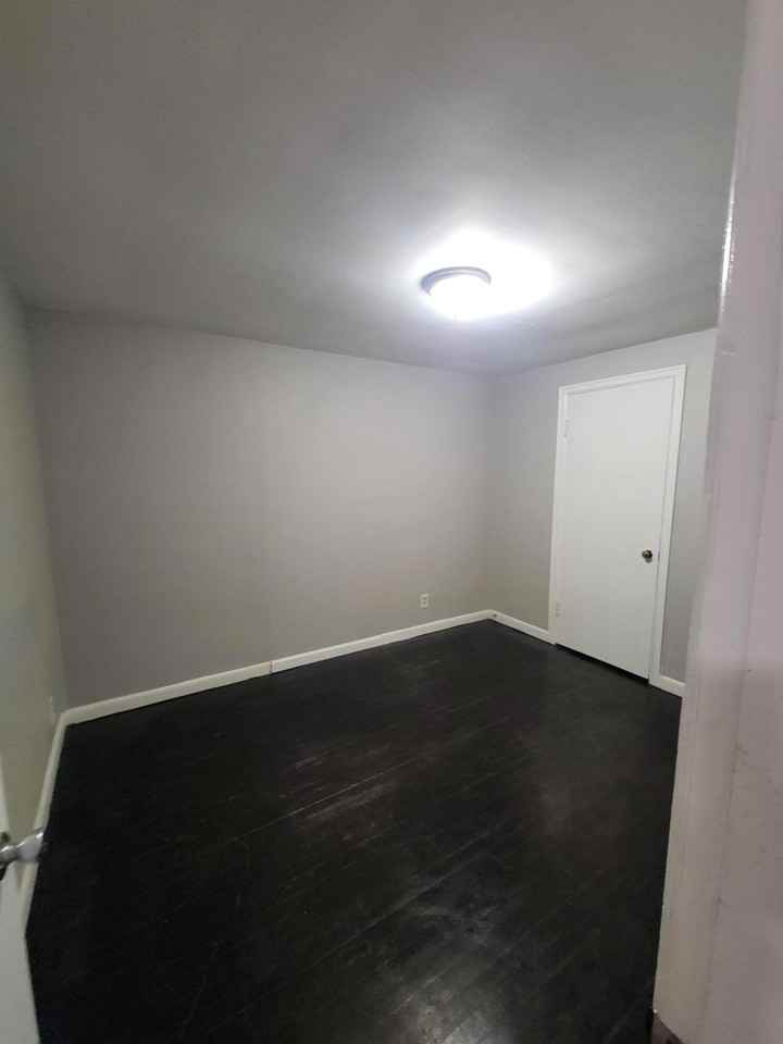 1775 Harrodsburg Rd 2nd Fl #2ndFLUNIT - Photo 4 of 12