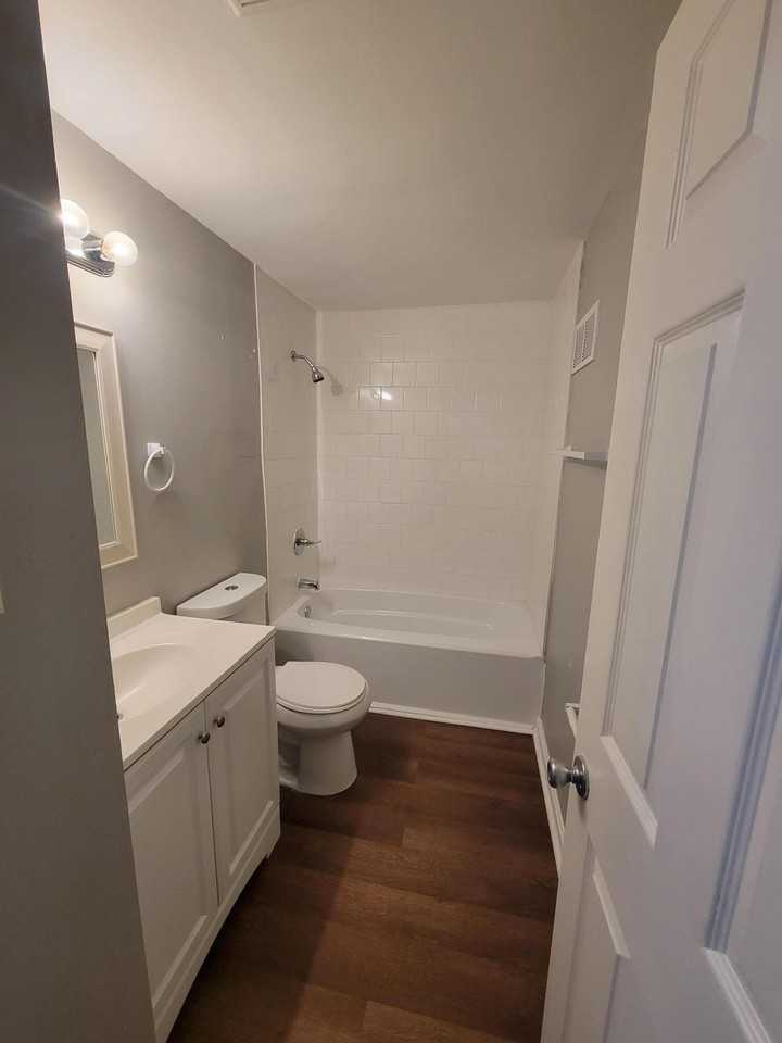 1775 Harrodsburg Rd 2nd Fl #2ndFLUNIT - Photo 5 of 12