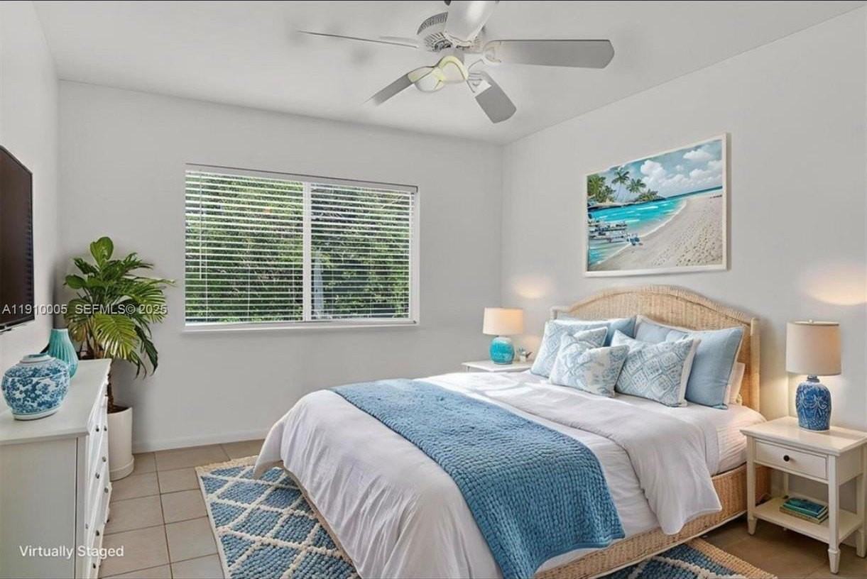 184 Casa Court Dr #184 - Photo 3 of 9