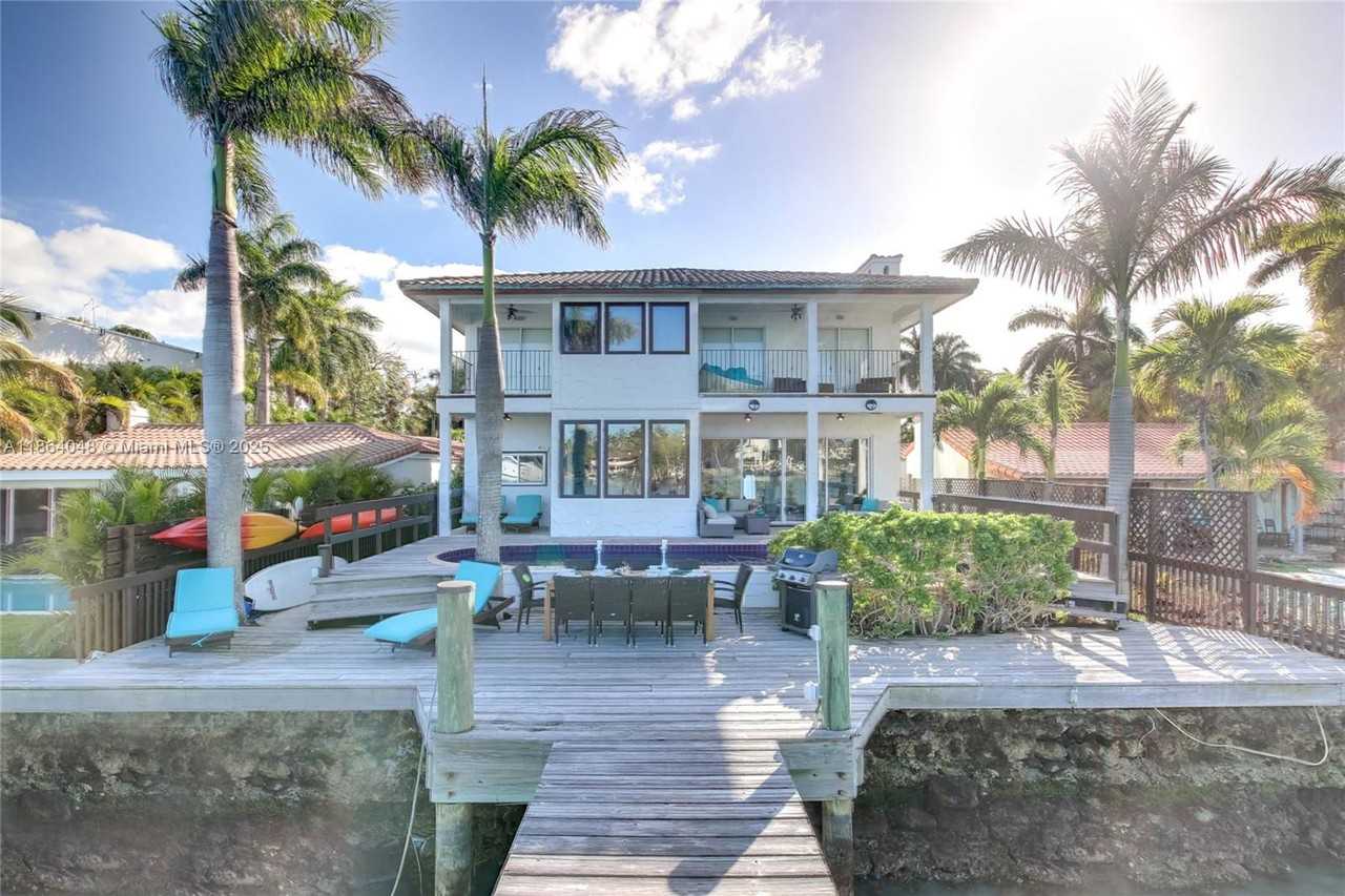 257 North Coconut Lane #SFH