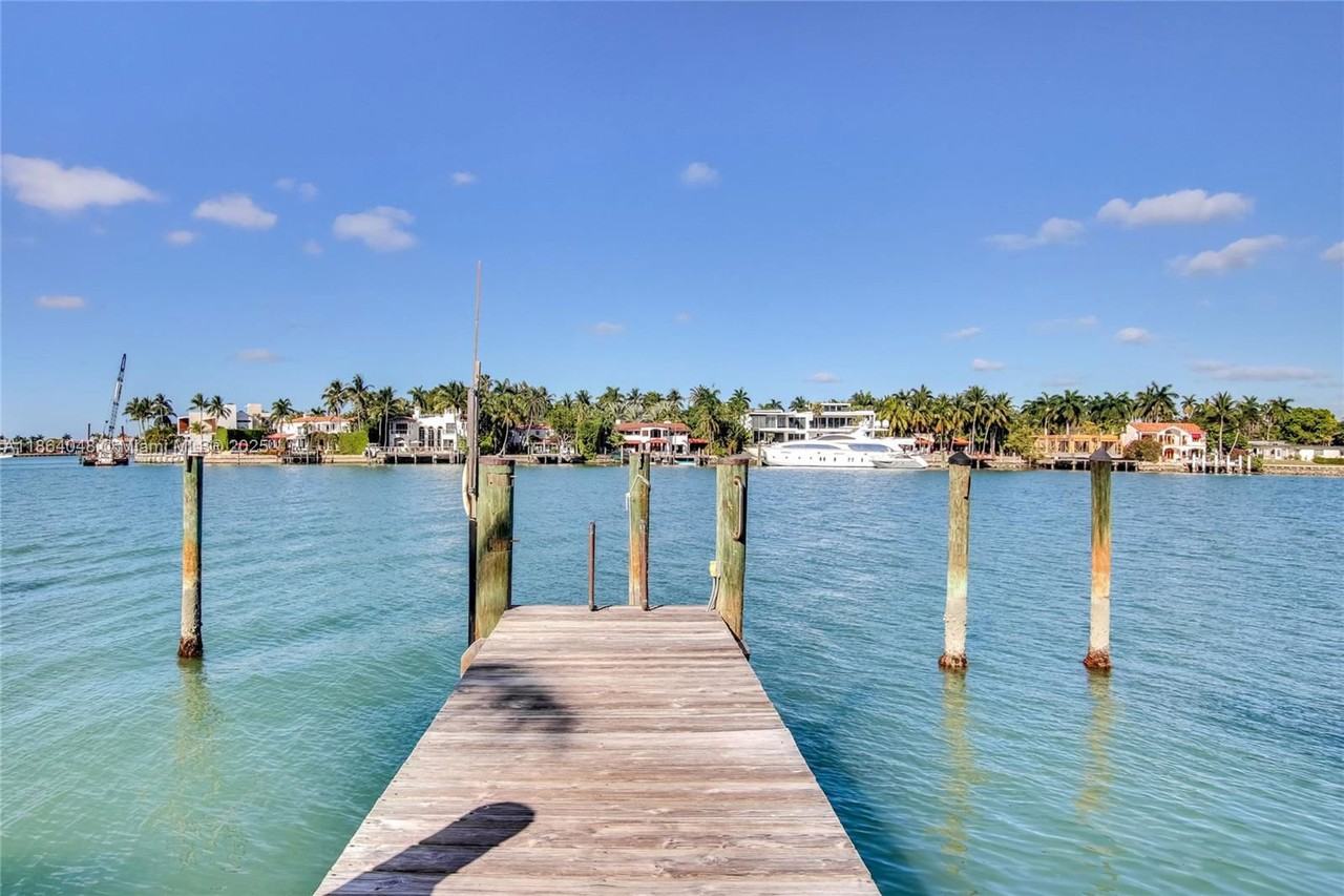 257 N Coconut Ln #SFH - Photo 6 of 8