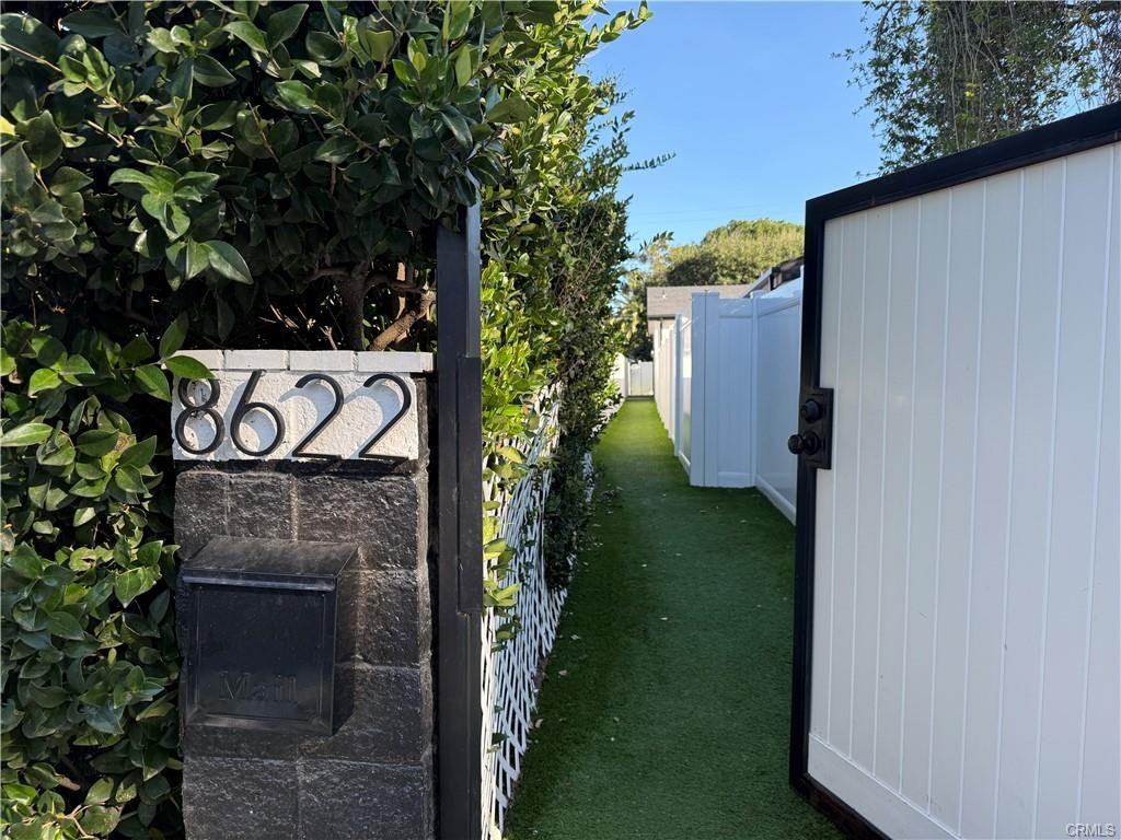 8622 Lubao Ave - Photo 5 of 8