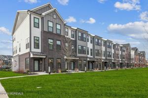 featured image of 214 Jessie Place unit: 64 #64