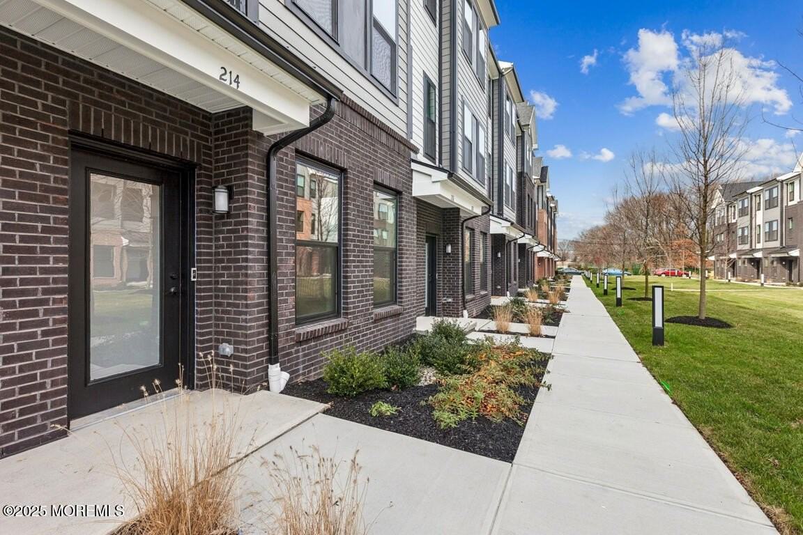 214 Jessie Pl Unit 64 #64 - Photo 2 of 27